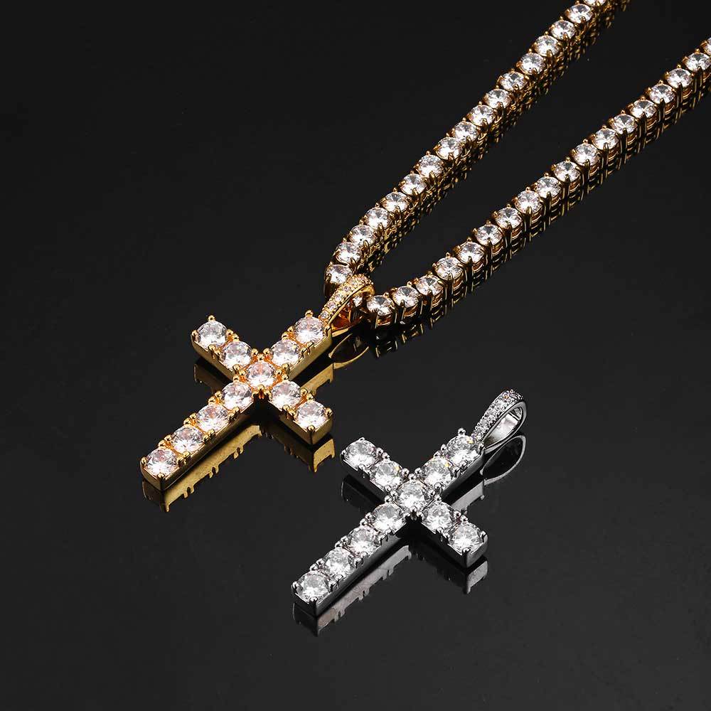 Cross-shaped necklace | Gold