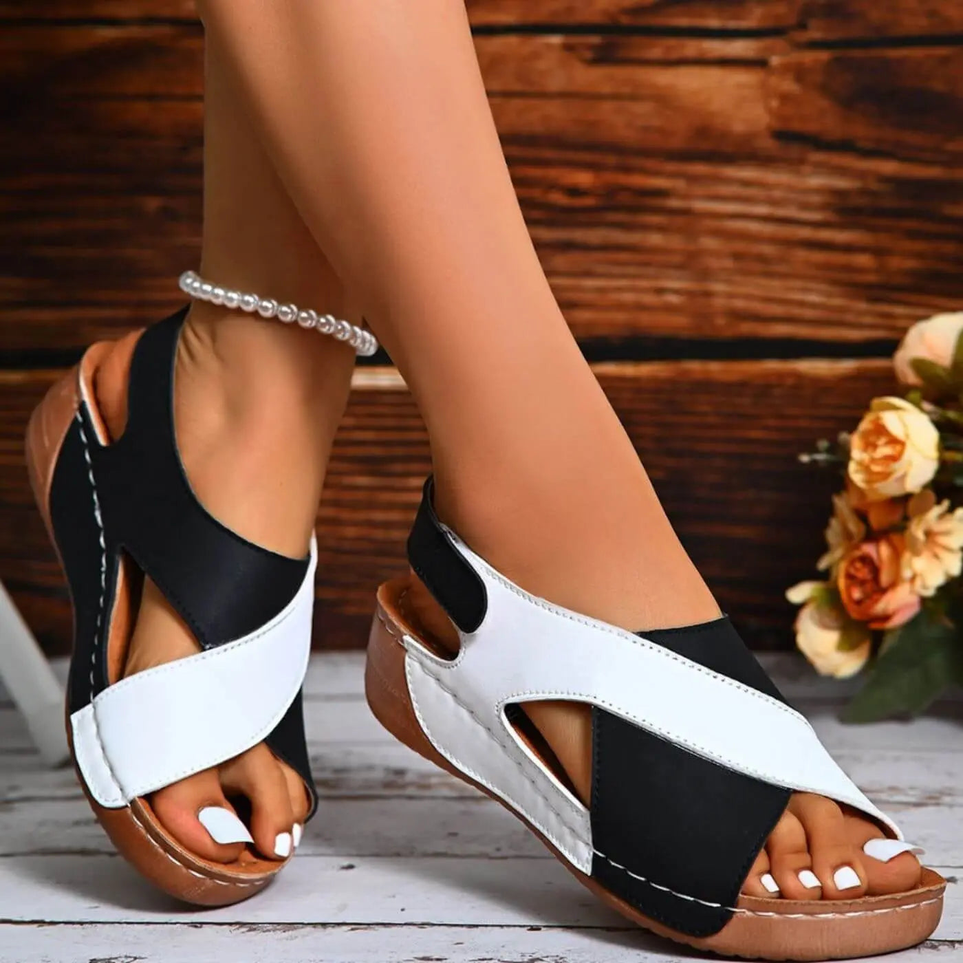 Nicole™ – Orthopaedic sandals with open toe