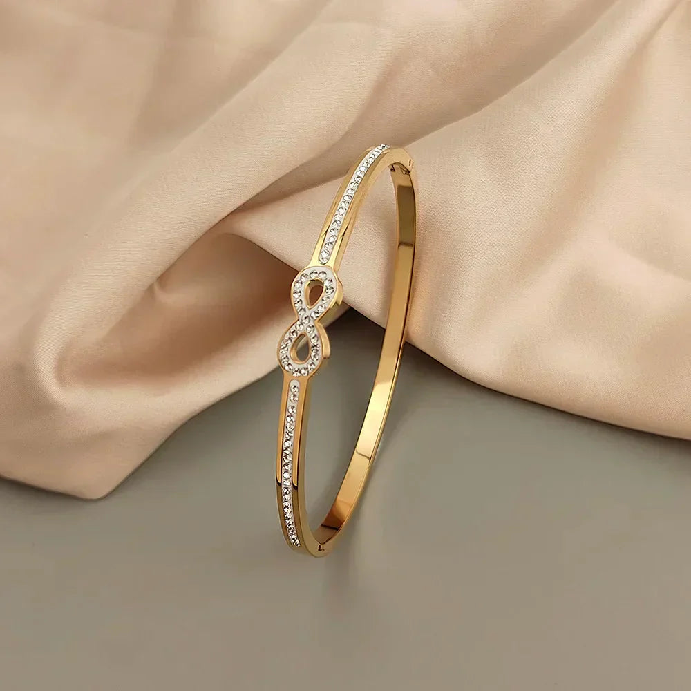 Rigid Infinity Armband with Exclusive Crystals