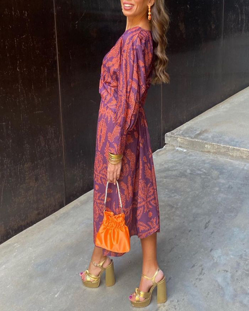 Isabella™ | Elegant midi dress with refined print