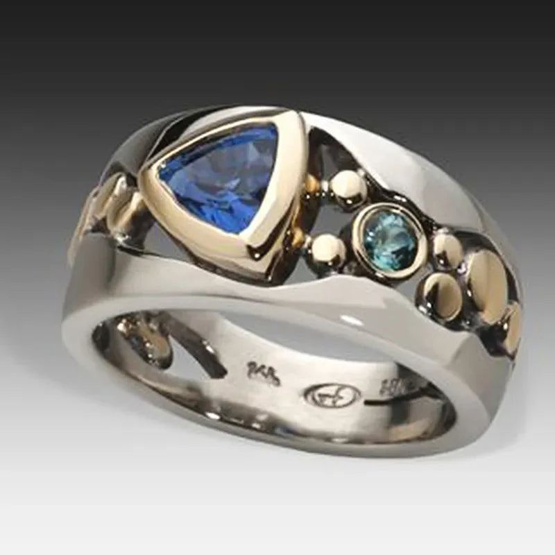 Antique Ice Stone Ring | White Gold