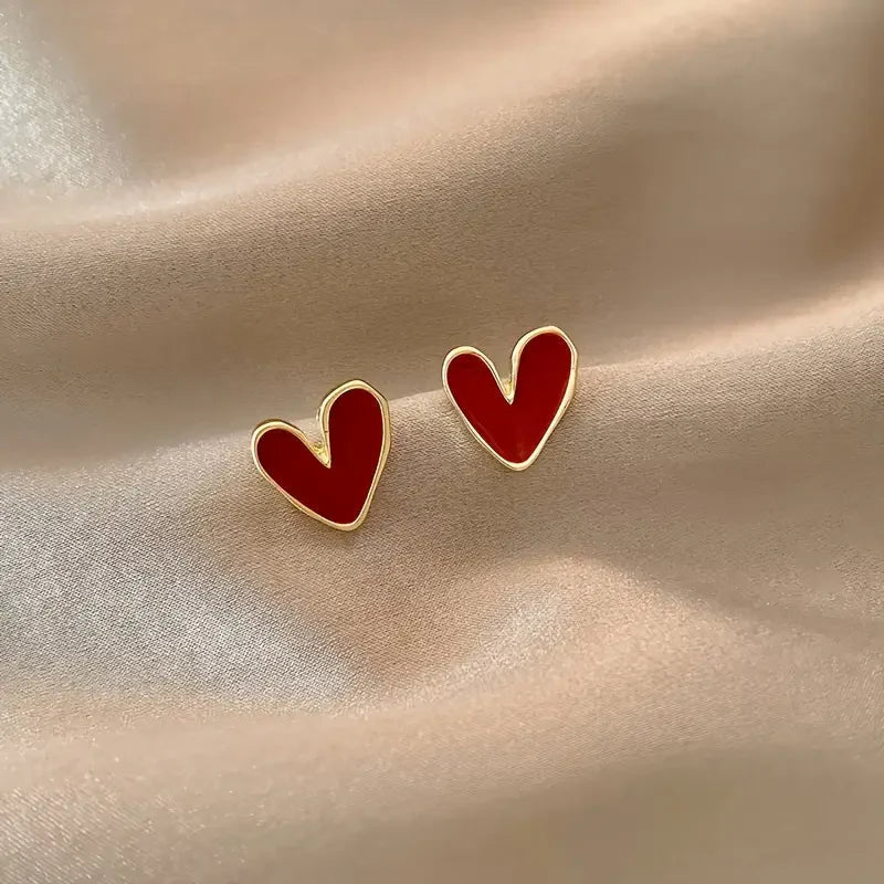 Antique red heart-shaped earrings in gold | Gold