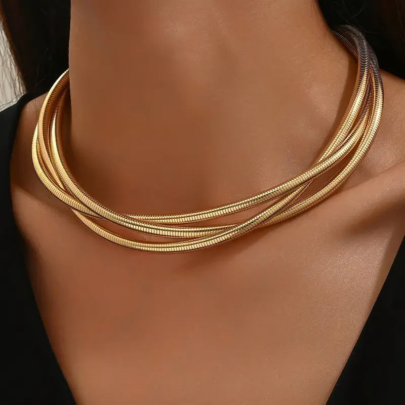 Three-layered gold necklace | Gold