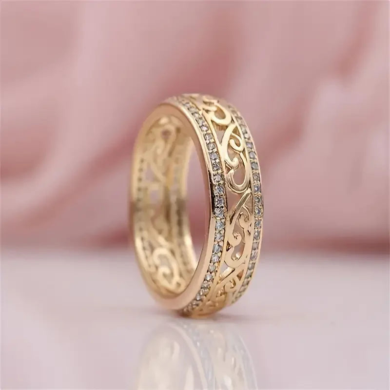 Shiny hollow gold ring | Gold