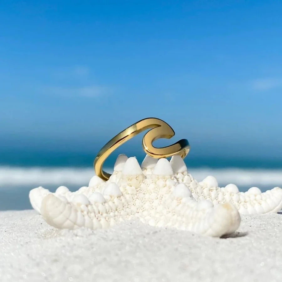 Golden Sea Watch Ring | Gold