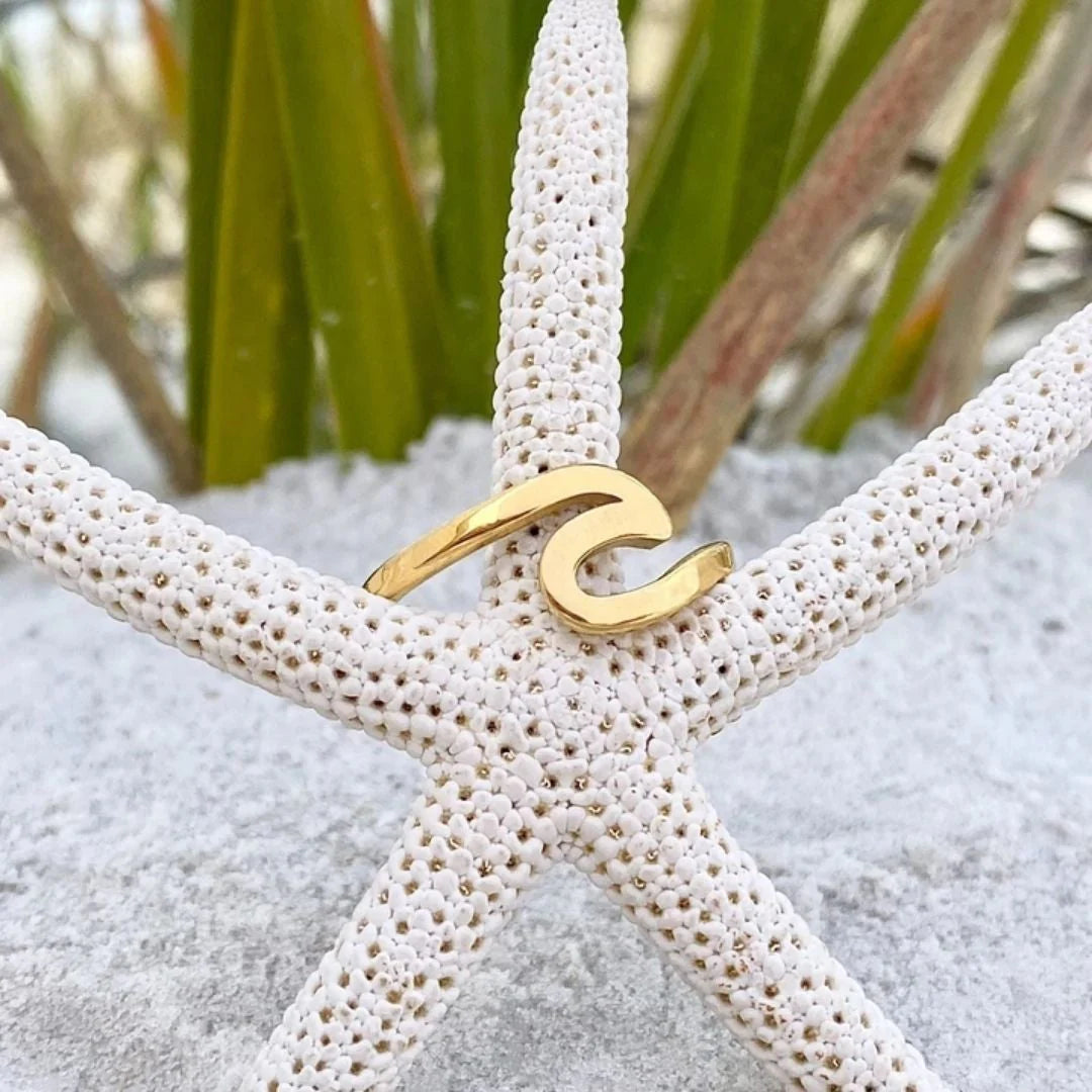 Golden Sea Watch Ring | Gold