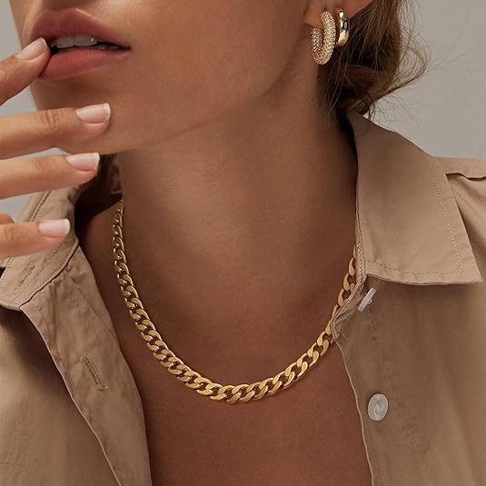 Necklace with Raw Cuban Link Pattern | Gold