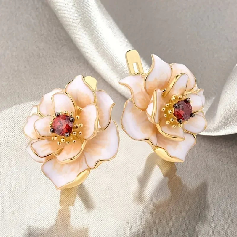 Earrings with red zirconia stones and white flowers | Gold