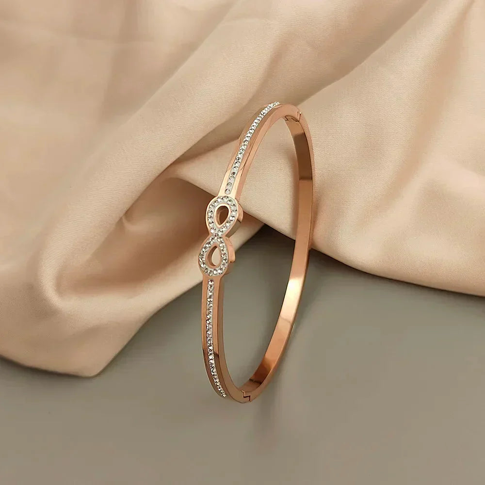 Rigid Infinity Armband with Exclusive Crystals