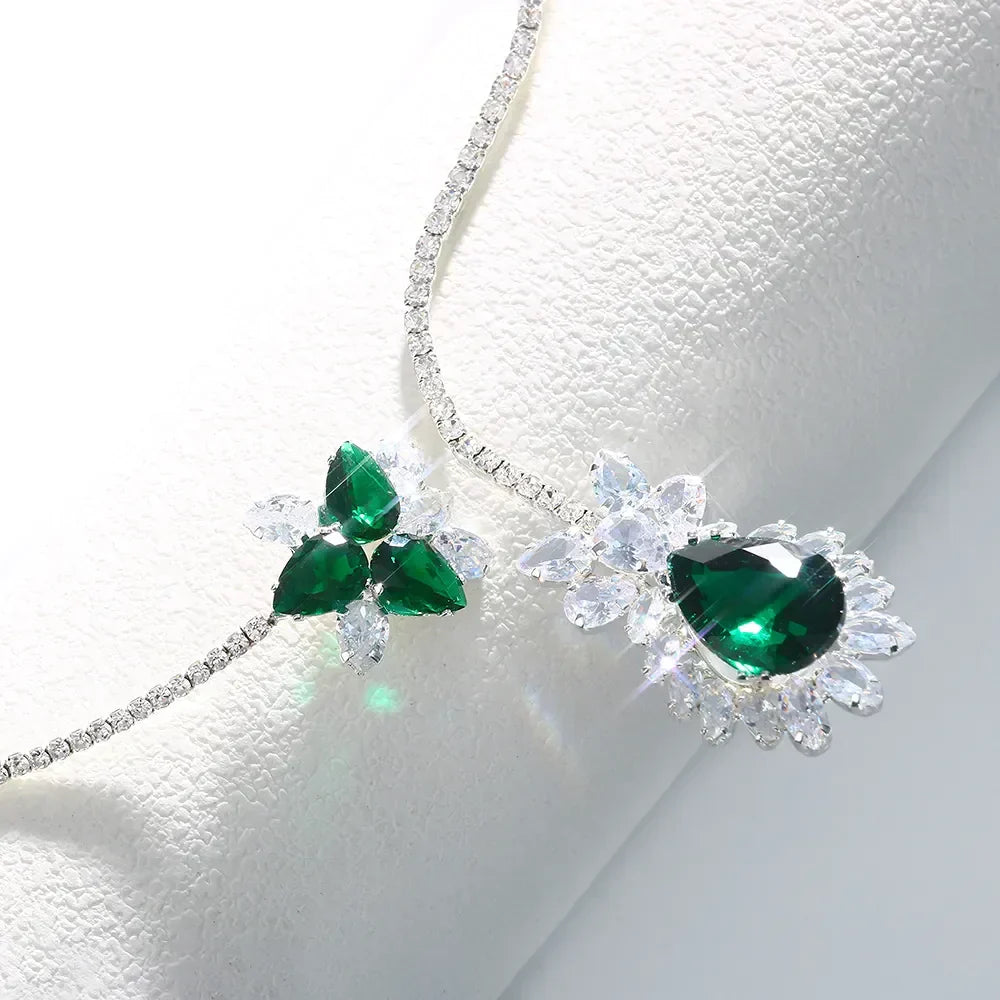 Vintage Collier Bloom of Emerald