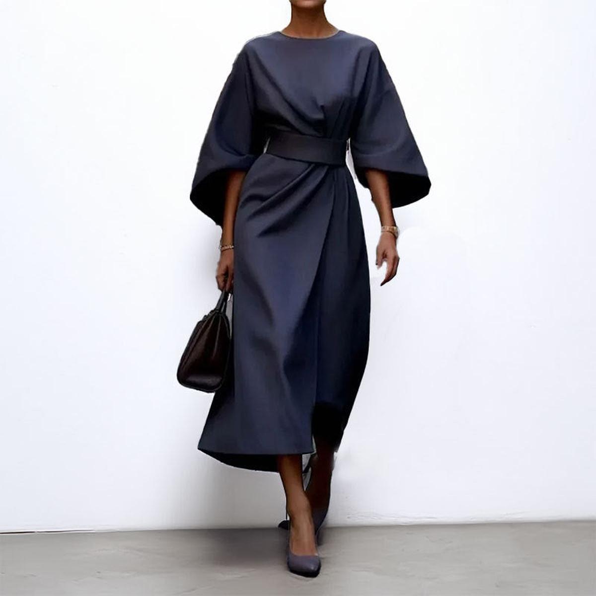 Camilla™ | Long dress with kimono sleeves and a radiant appearance