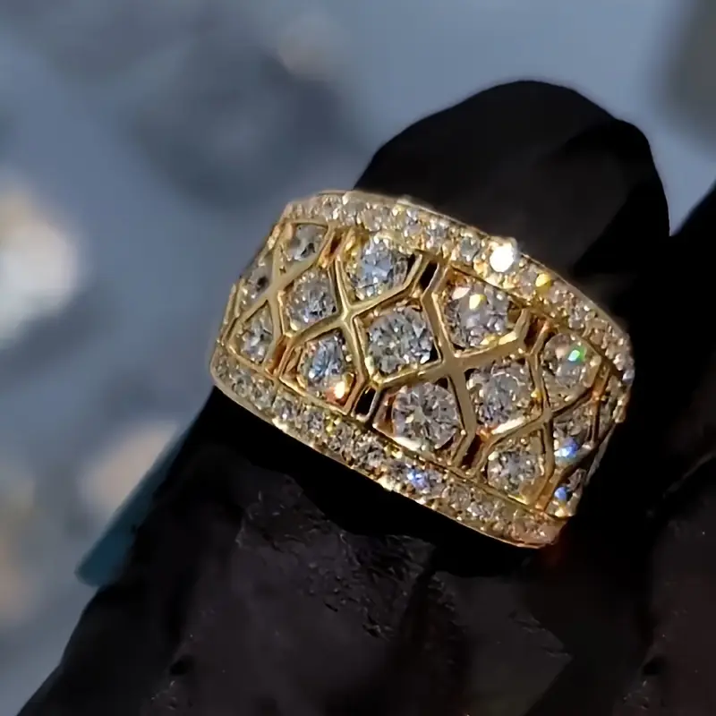 Shining Gold Ring with Gloss