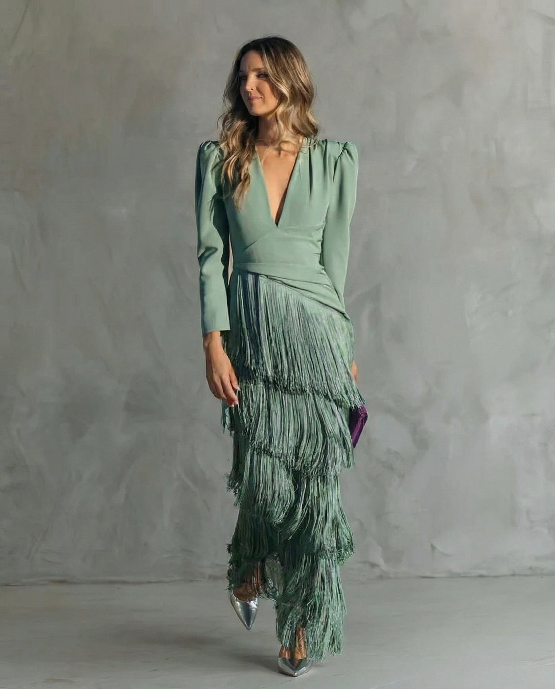 Clara™ | Elegant midi dress with fringes on the sleeves