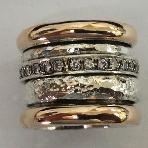 Vintage Ring in Thick Gold