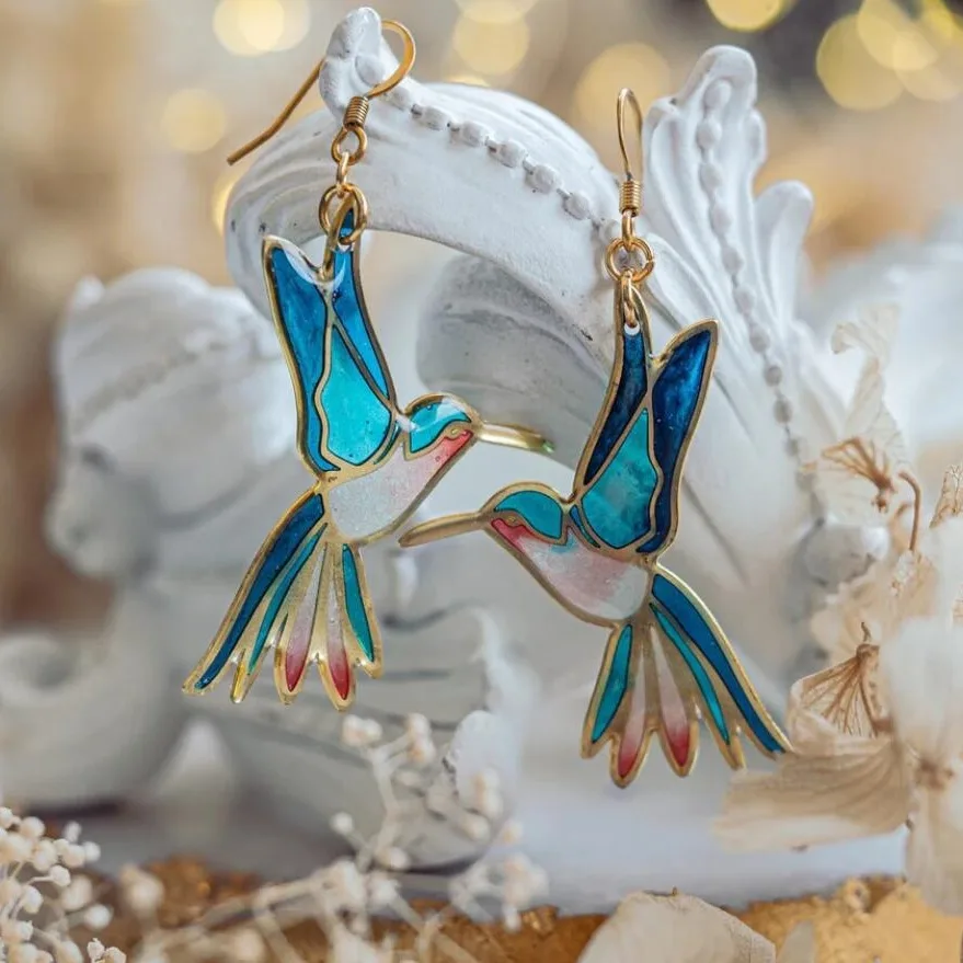 Hanging Earrings with Hummingbird in Gold and Blue Enamel