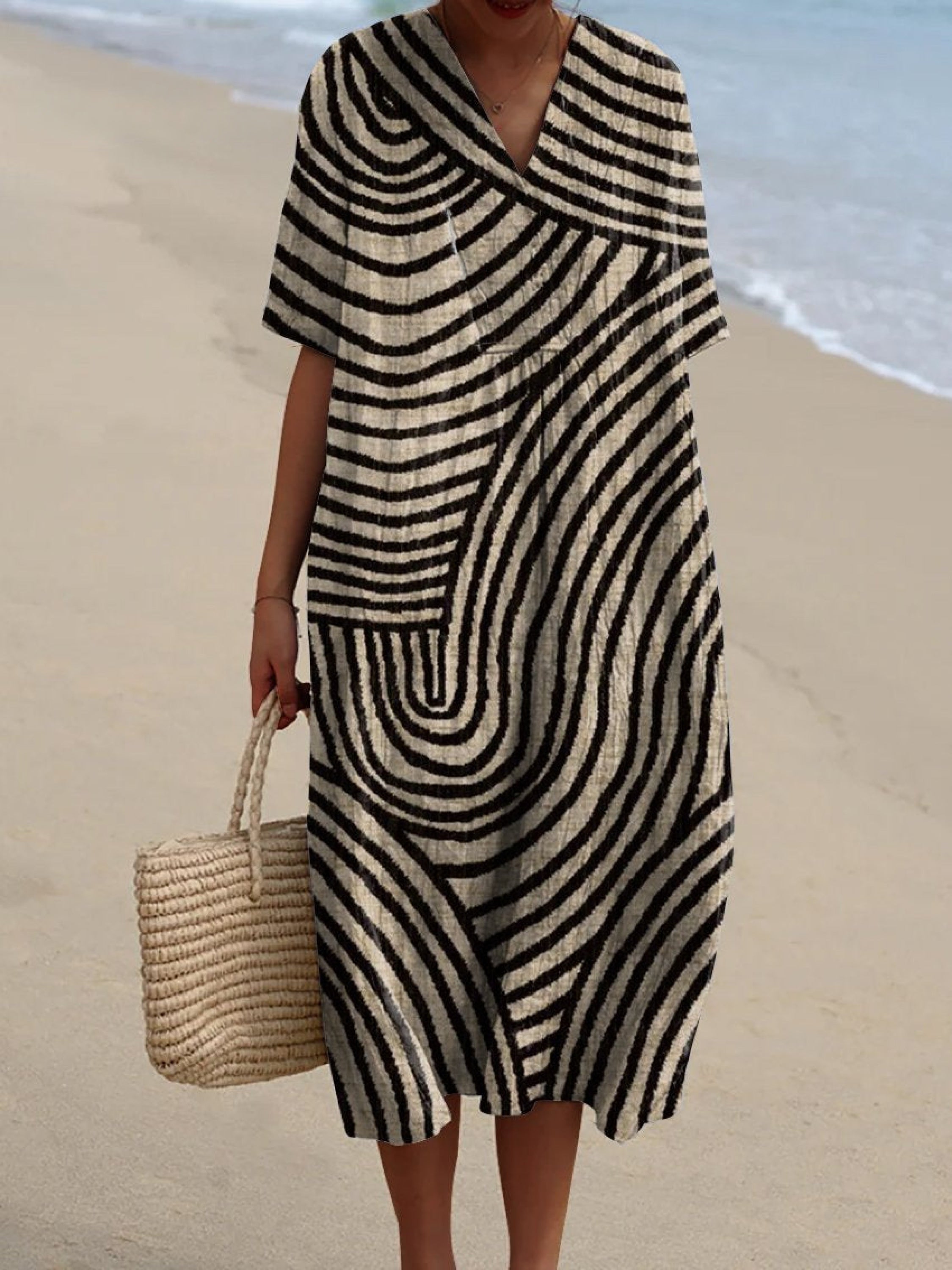 Jinte™ Graphic Dress